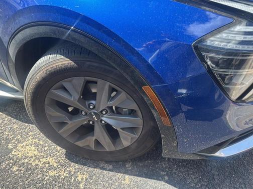 Sapphire Blue 2024 Kia Sportage SX