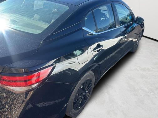 Super Black 2023 Nissan Sentra S