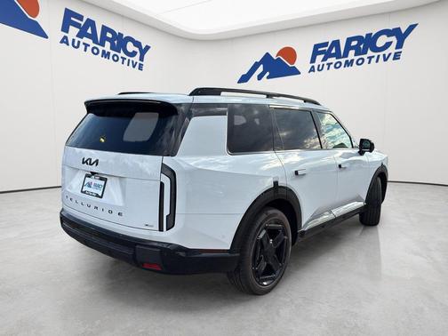 Glacial White Pearl 2027 Kia Telluride Hybrid X-Line SX-Prestige