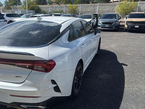 Glacial White Pearl 2024 Kia K5 GT-Line