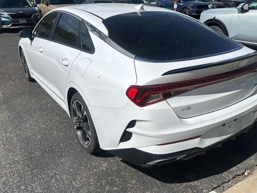 Glacial White Pearl 2024 Kia K5 GT-Line