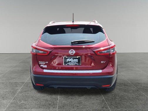 2022 Nissan Rogue Sport SV