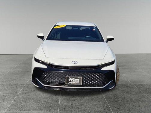 2024 Toyota Crown XLE