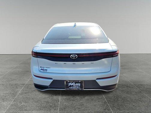 2024 Toyota Crown XLE