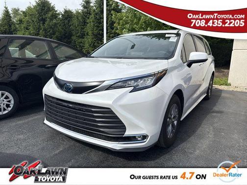 2023 Toyota Sienna XLE 7 Passenger