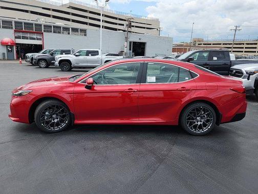 2025 Toyota Camry XLE