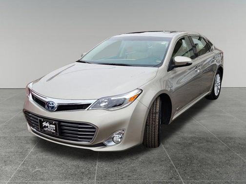 2013 Toyota Avalon Hybrid XLE Premium