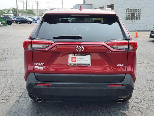 2023 Toyota RAV4 XLE