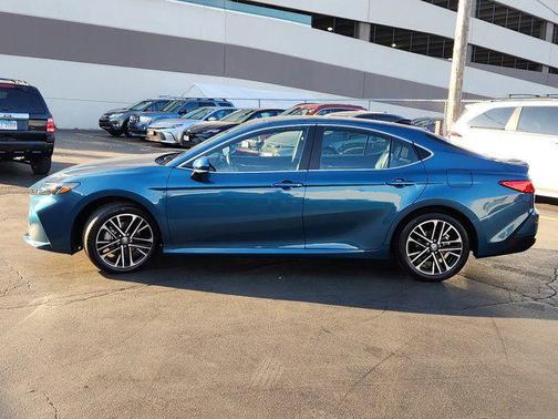 2025 Toyota Camry XLE