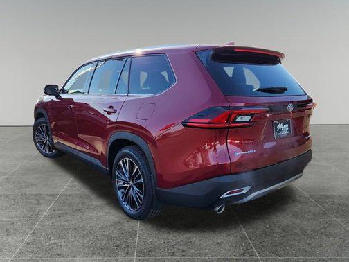 2026 Toyota Highlander Hybrid Base