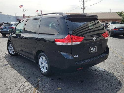 2014 Toyota Sienna LE