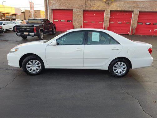 2006 Toyota Camry LE