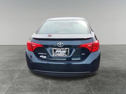 Black 2019 Toyota Corolla SE