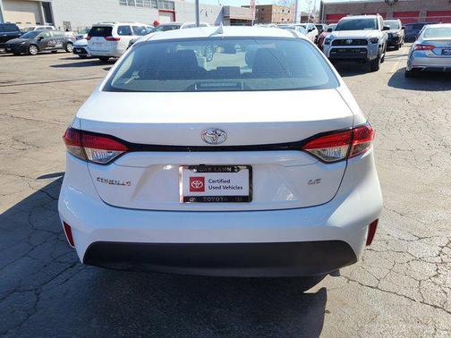 2025 Toyota Corolla LE