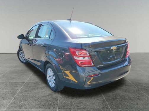 2017 Chevrolet Sonic LT