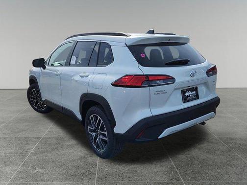 Wind Chill Pearl 2026 Toyota Corolla Cross XLE