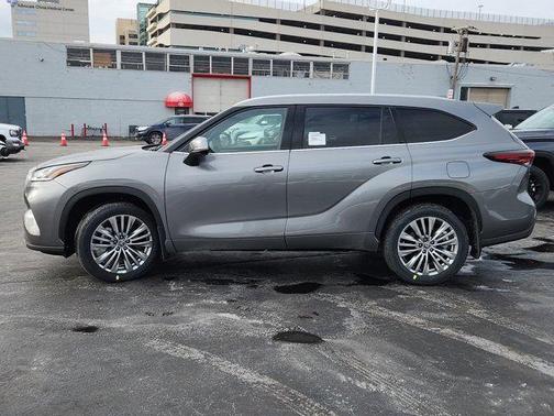 2026 Toyota Highlander 