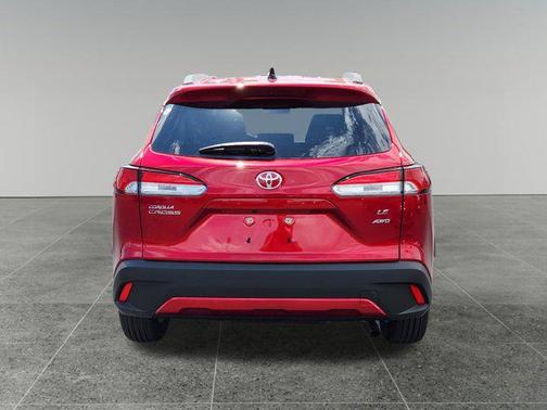 2025 Toyota Corolla Cross LE