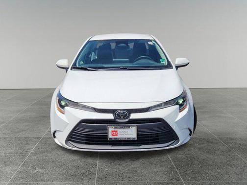 Ice Cap 2023 Toyota Corolla LE