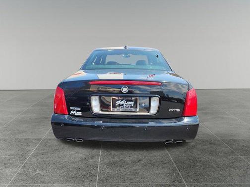 2004 Cadillac DeVille DTS