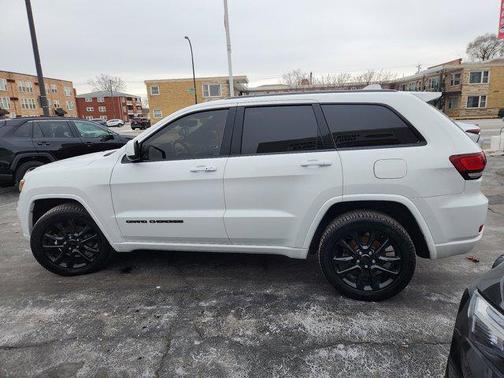 2020 Jeep Grand Cherokee Altitude
