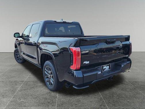 2025 Toyota Tundra Hybrid Platinum