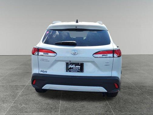 2025 Toyota Corolla Cross LE