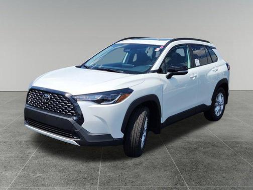 2025 Toyota Corolla Cross LE