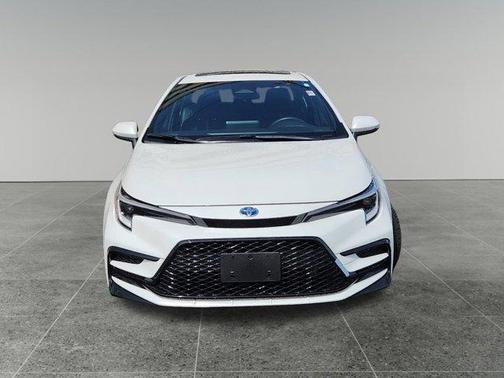 2024 Toyota Corolla Hybrid SE