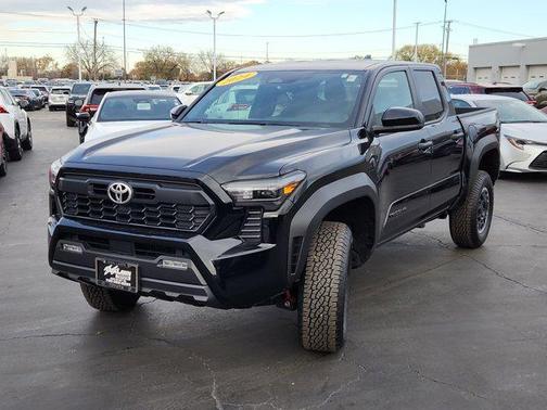 2024 Toyota Tacoma TRD Off-Road