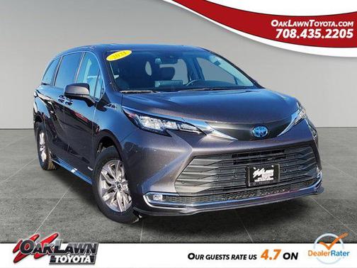 2021 Toyota Sienna XLE 7 Passenger