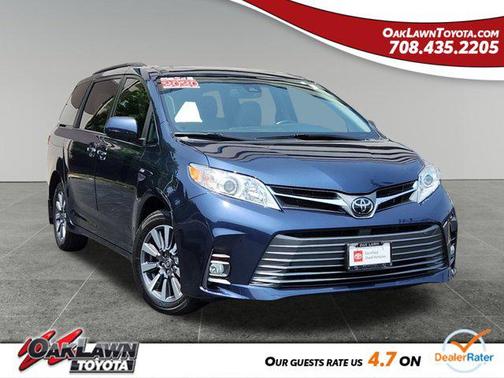 2020 Toyota Sienna XLE