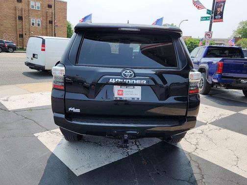 2024 Toyota 4Runner SR5