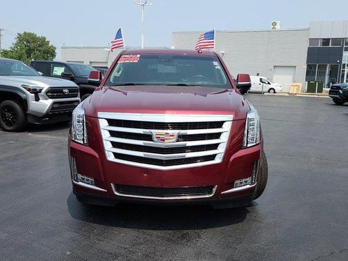 2019 Cadillac Escalade Luxury