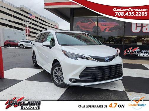 2025 Toyota Sienna XLE 7 Passenger