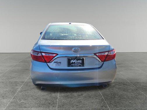 2016 Toyota Camry XLE