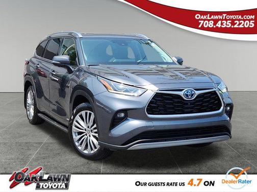 2023 Toyota Highlander Hybrid Platinum