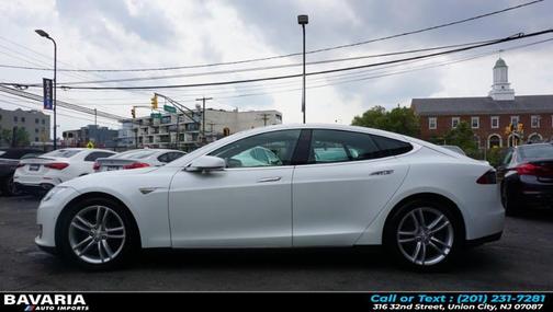 2016 Tesla Model S 70D