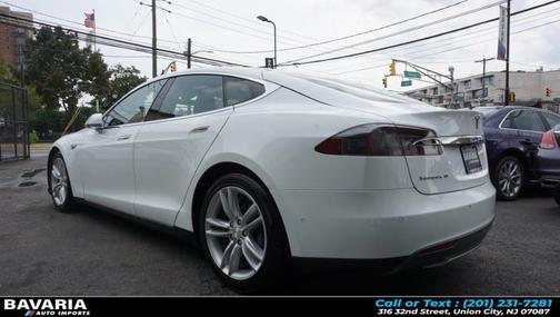 2016 Tesla Model S 70D