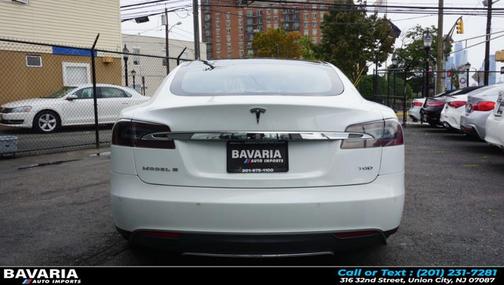 2016 Tesla Model S 70D