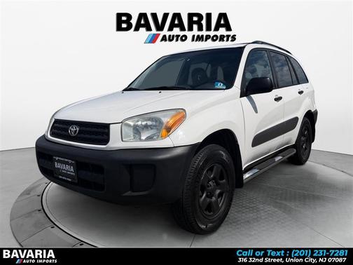 White Pearl 2002 Toyota RAV4 Base
