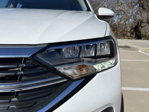 2023 Volkswagen Jetta 1.5T SE
