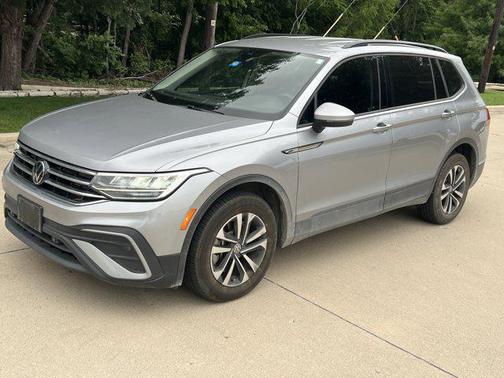 Pyrite Silver Metallic 2024 Volkswagen Tiguan 2.0T S