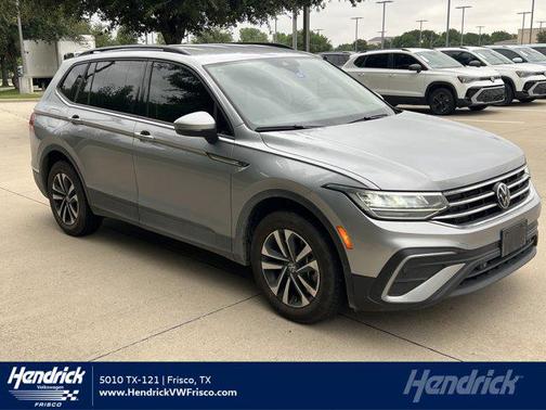 Pyrite Silver Metallic 2024 Volkswagen Tiguan 2.0T S