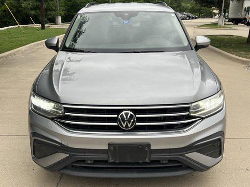 Pyrite Silver Metallic 2024 Volkswagen Tiguan 2.0T S