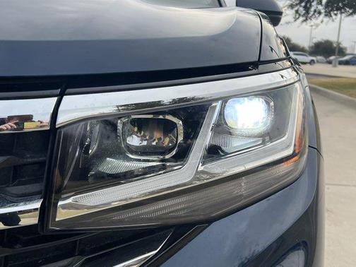 2023 Volkswagen Atlas Cross Sport 3.6L V6 SE w/Technology