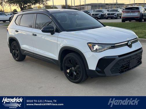 Pure White w/Deep Black Roof 2025 Volkswagen Taos 1.5T SE Black