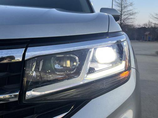 2023 Volkswagen Atlas 3.6L SE w/Technology