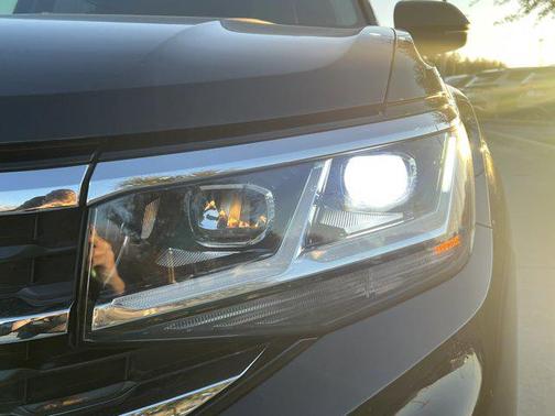 2023 Volkswagen Atlas 2.0T SE w/Technology