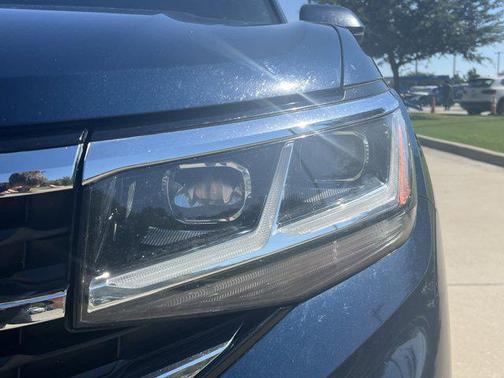 2021 Volkswagen Atlas 3.6L SE w/Technology